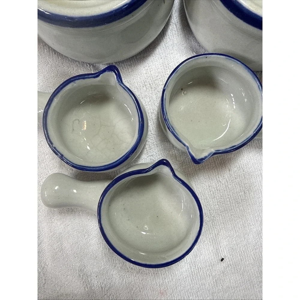 VTG Stoneware Crock French Onion Soup Cream & Blue‎ with Handle Six Pieces